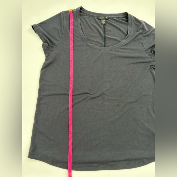 Athleta Charcoal Short Sleeve Tee - Picture 4 of 4